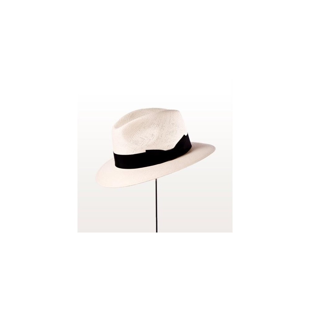 Sombrero Panamá de ala baja